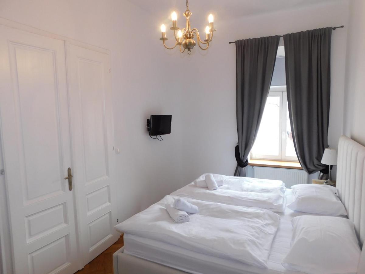 Cosy Resy Place Ljubljana Bagian luar foto